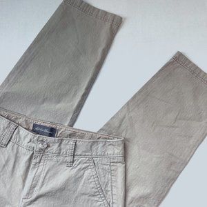 Eddie Bauer Light Khaki Carpi Size 6